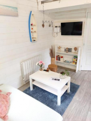 Chalet cosy, plages à pieds. Morbihan.